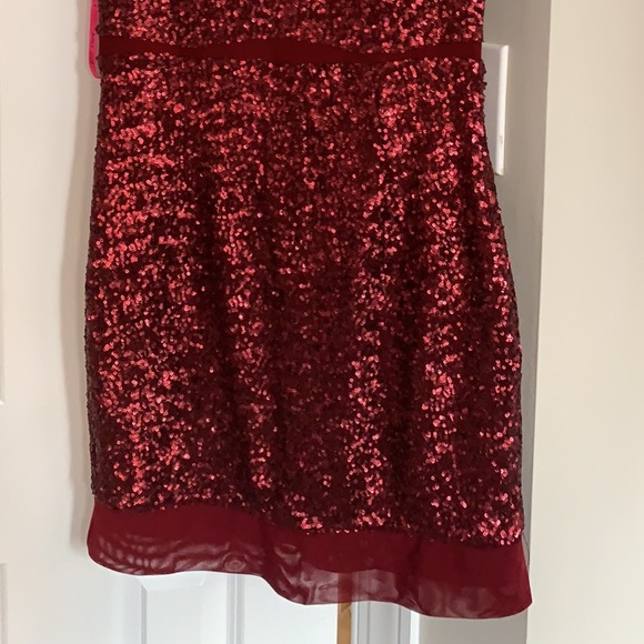 Betsey Johnson Red Mesh Sequin Size 8 - Picture 4 of 4